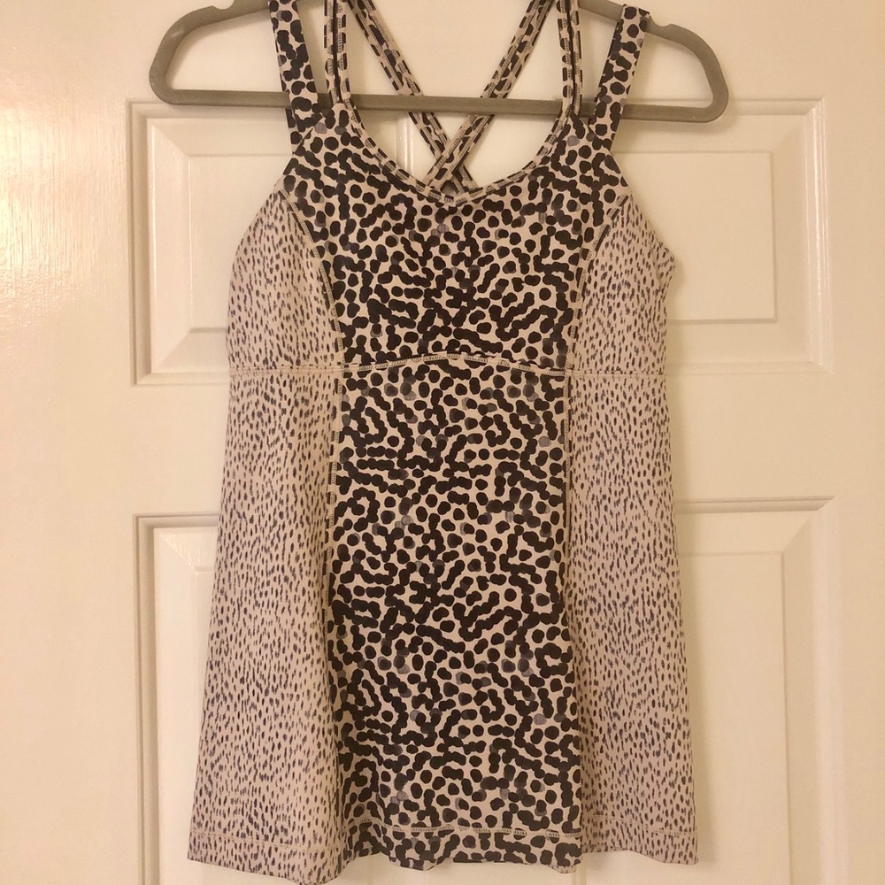 Lulu workout top!